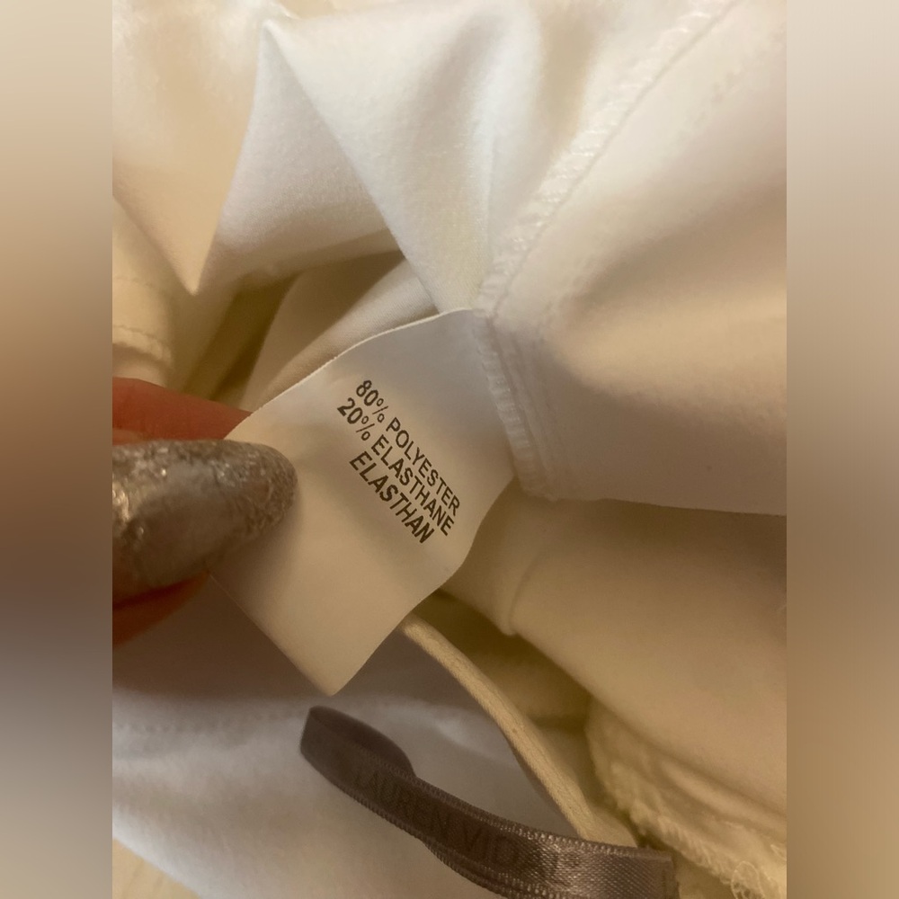White pants - Picture 11 of 16